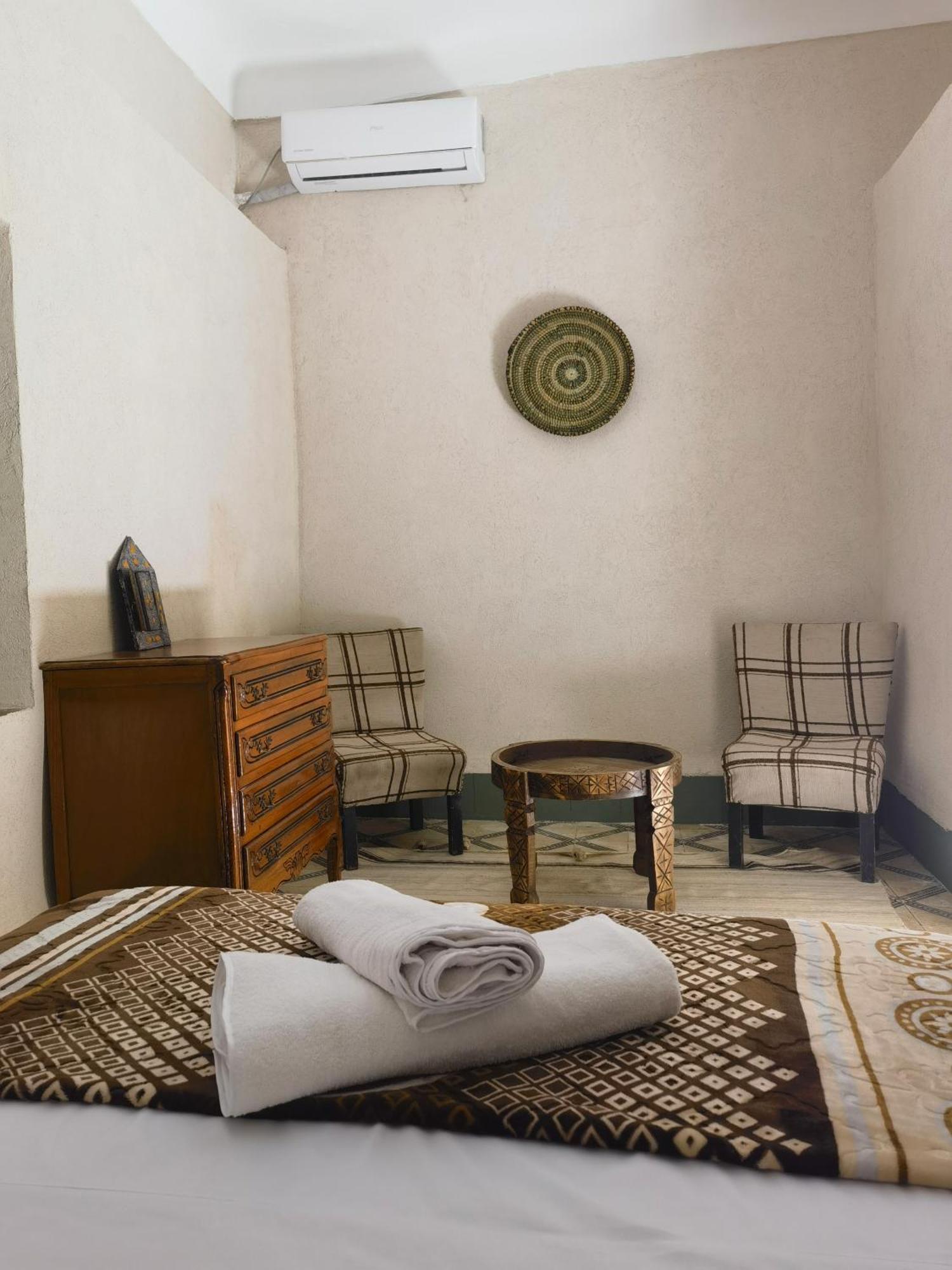 Medina Oasis Hostel Маракеш Екстериор снимка